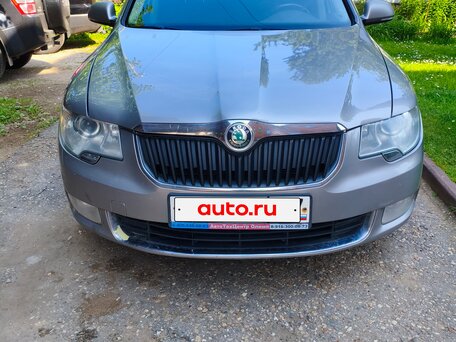 2011 Skoda Superb II, серый, 740000 рублей, вид 3