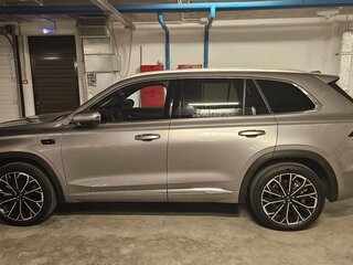 2026 Geely Monjaro (Xingyue L) I Рестайлинг 2 (China Market), серый, 4100000 рублей, вид 4