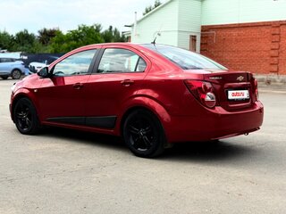 2012 Chevrolet Aveo II, красный, 730000 рублей, вид 5