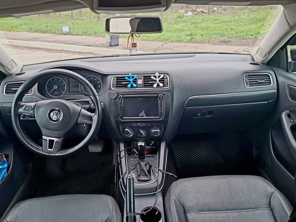 2011 Volkswagen Jetta VI, чёрный, 1100000 рублей - вид 8