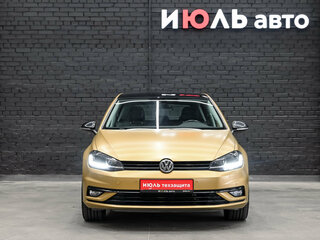 2018 Volkswagen Golf VII Рестайлинг, жёлтый, 1860000 рублей, вид 2