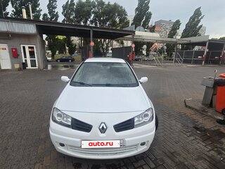2008 Renault Megane II Рестайлинг, белый, 545000 рублей, вид 1