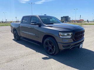 2020 Ram 1500 Crew Cab V, серый, 6500000 рублей, вид 3