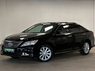 2014 Toyota Camry VII (XV50), чёрный, 1699000 рублей, вид 1