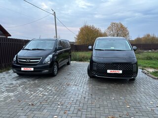 2011 Hyundai H-1 II, чёрный, 1500000 рублей, вид 3
