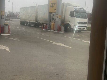 2005 Volvo FH, белый, 4500000 рублей, вид 4