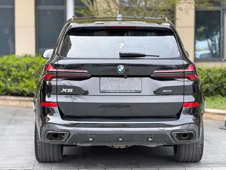 2023 BMW X5 Long 30Li IV (G05/G18) Рестайлинг, чёрный, 6636000 рублей, вид 4