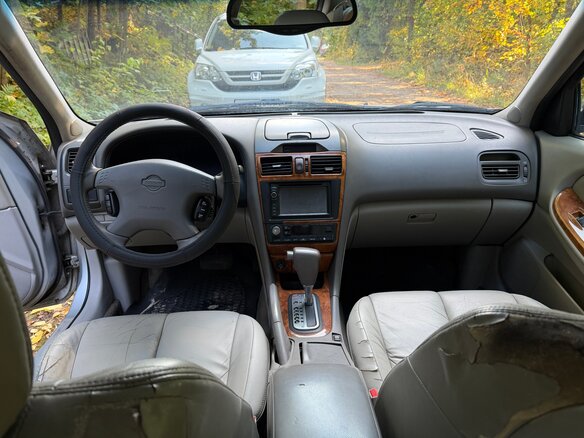 2004 Nissan Maxima V (A33), серебристый, 350000 рублей - вид 11