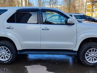2013 Toyota Fortuner I Рестайлинг 2, белый, 2500000 рублей, вид 4