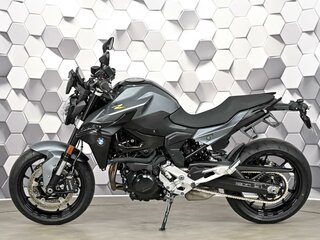 2022 BMW F 900 R, серый, 1077000 рублей, вид 4