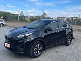 2021 Kia Sportage IV Рестайлинг, чёрный, 2100000 рублей, вид 2