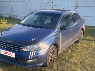 2017 Volkswagen Polo V Рестайлинг, синий, 850000 рублей, вид 1