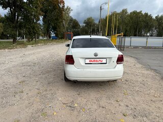 2014 Volkswagen Polo V, белый, 370000 рублей, вид 4