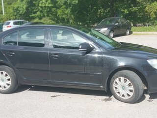 2009 Skoda Octavia II (A5) Рестайлинг, чёрный, 550000 рублей, вид 5