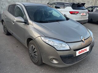 2011 Renault Megane III, бежевый, 530000 рублей, вид 2