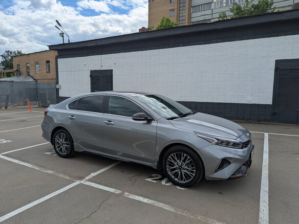 2021 Kia Cerato IV Рестайлинг, серый - вид 2
