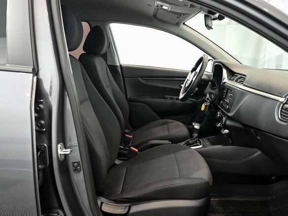 2021 Kia Rio X IV Рестайлинг, серый, 1950000 рублей - вид 11