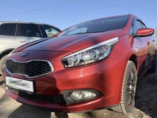2013 Kia Ceed II, красный, 950000 рублей, вид 4