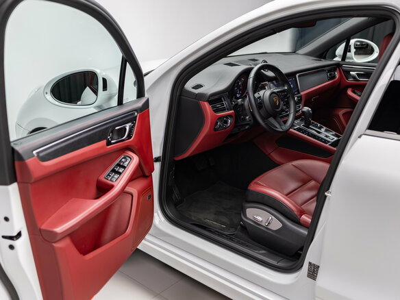 2022 Porsche Macan GTS I Рестайлинг 2, белый, 8790000 рублей - вид 6