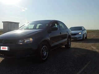 2013 Volkswagen Polo V, чёрный, 500000 рублей, вид 3