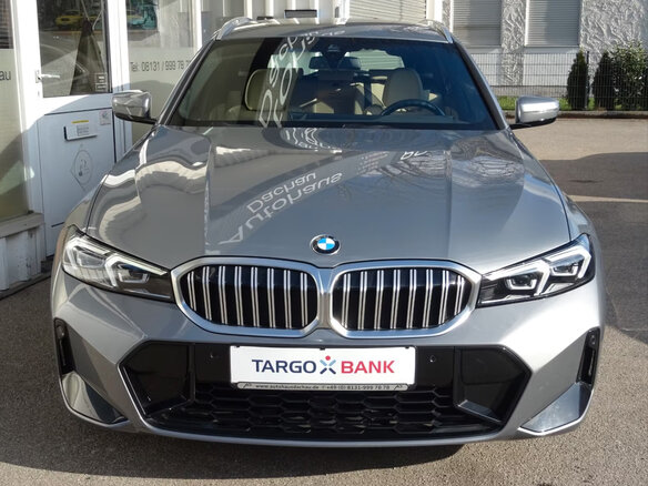 2023 BMW 3 серии 318i VII (G2x) Рестайлинг, серебристый, 3579915 рублей - вид 1