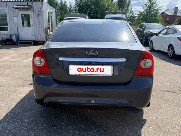 2008 Ford Focus II Рестайлинг, серый - вид 5