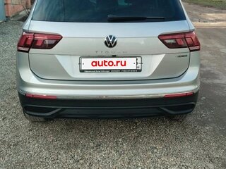 2021 Volkswagen Tiguan II Рестайлинг, серый, 3000000 рублей, вид 4