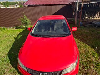 2010 Kia Cerato Koup II, красный, 630000 рублей, вид 2