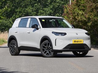 2026 Leapmotor A10 53 kWh, серебристый, 1580002 рублей, вид 3