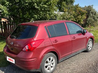2008 Nissan Tiida I, красный, 700000 рублей, вид 3