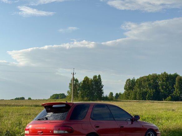2000 Subaru Impreza I, красный, 340000 рублей - вид 10