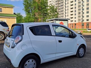 2011 Chevrolet Spark III, белый, 390000 рублей, вид 4