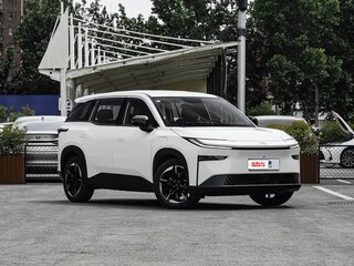 2026 Toyota bZ3X 50 kWh, белый, 2500000 рублей, вид 3