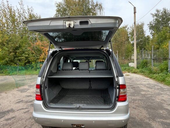 2000 Mercedes-Benz M-Класс 320 I (W163), серый, 650000 рублей - вид 12