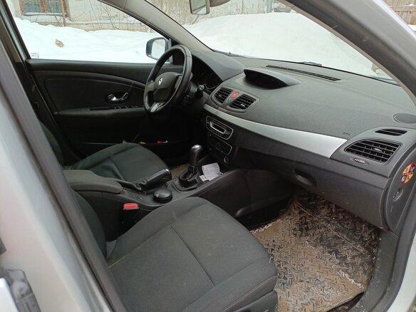 2010 Renault Fluence I, серебристый, 510000 рублей - вид 6