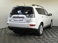 2011 Mitsubishi Outlander II Рестайлинг, белый - вид 3
