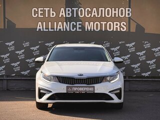 2019 Kia Optima IV Рестайлинг, белый, 1550000 рублей, вид 2
