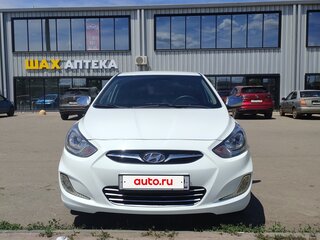 2012 Hyundai Solaris I, белый, 810000 рублей, вид 2