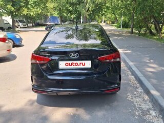 2021 Hyundai Solaris II Рестайлинг, чёрный, 1750000 рублей, вид 4