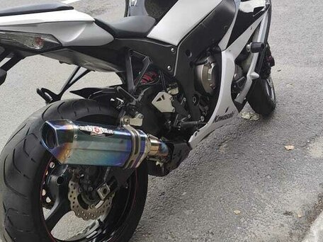 2013 Kawasaki ZX-10R Ninja, белый, 800000 рублей, вид 3