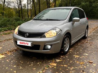 2010 Nissan Tiida I Рестайлинг, серебристый, 590000 рублей, вид 1