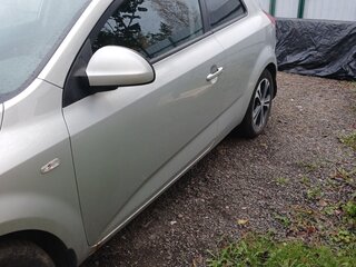 2009 Kia Ceed I, серебристый, 600000 рублей, вид 4