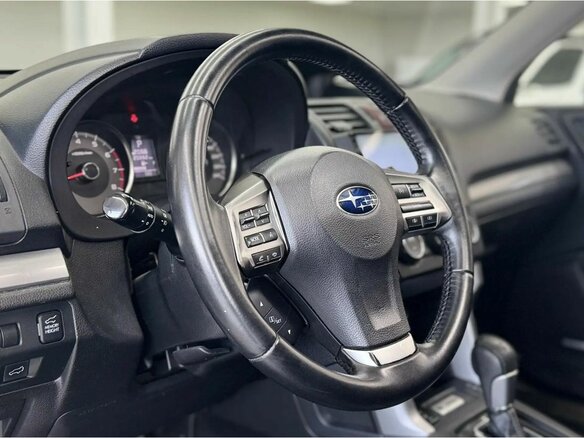 2013 Subaru Forester IV, белый, 1599000 рублей - вид 10