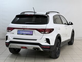 2021 Kia Rio X IV Рестайлинг, белый, 1699000 рублей, вид 4