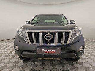 2014 Toyota Land Cruiser Prado 5-speed 150 Series Рестайлинг 1, чёрный, 4175000 рублей, вид 2