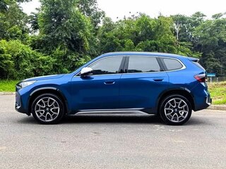 2023 BMW X1 Long 20Li sDrive II (F48) Рестайлинг, чёрный, 1845000 рублей, вид 4