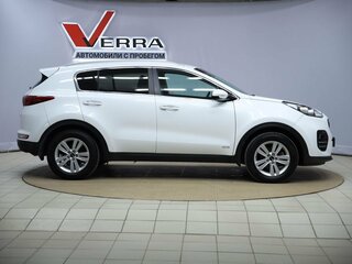 2018 Kia Sportage IV, белый, 1750000 рублей, вид 4
