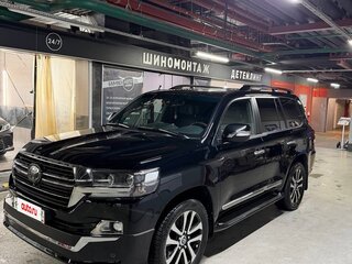2019 Toyota Land Cruiser 200 Series Рестайлинг 2, чёрный, 9700000 рублей, вид 2