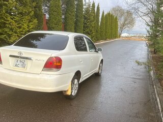 2002 Toyota Platz, белый, 300000 рублей, вид 5