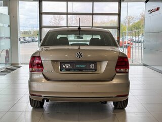 2017 Volkswagen Polo V Рестайлинг, бежевый, 1075000 рублей, вид 5